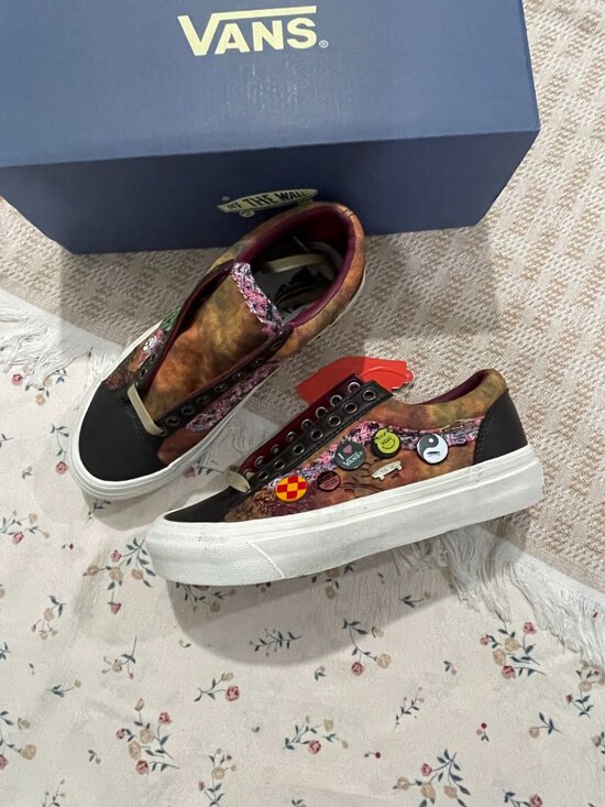 Vans Shoes - Vans Old Skool Tie-Dye Badge Low-Top Sneakers
